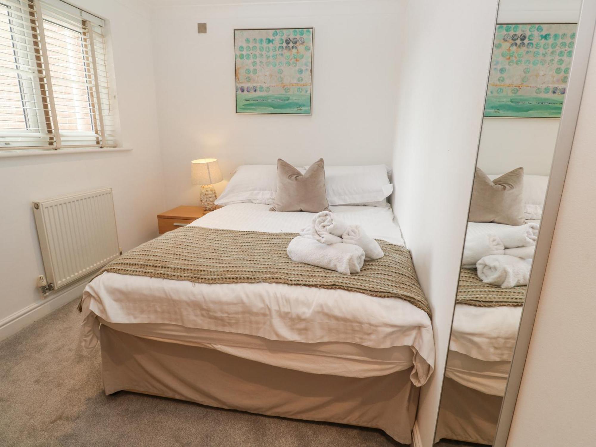 Apartment 9 Headland Point *